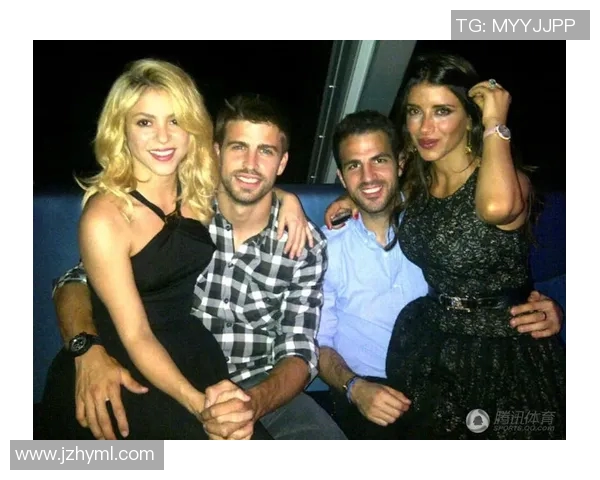 英超足球明星的女友们:她们的魅力与生活背后的故事揭秘